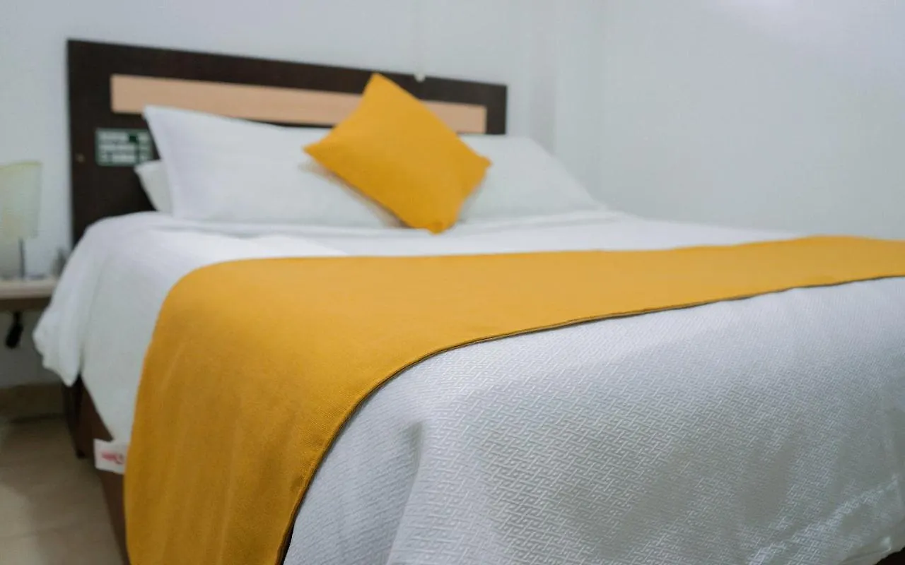 Mc Suites Boutique Guayaquil 3*,  Ecuador