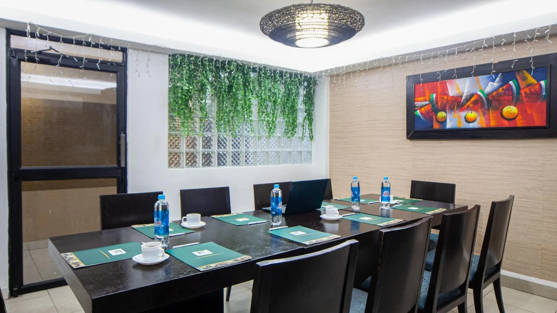Mc Suites Boutique Guayaquil 3*,  Ecuador