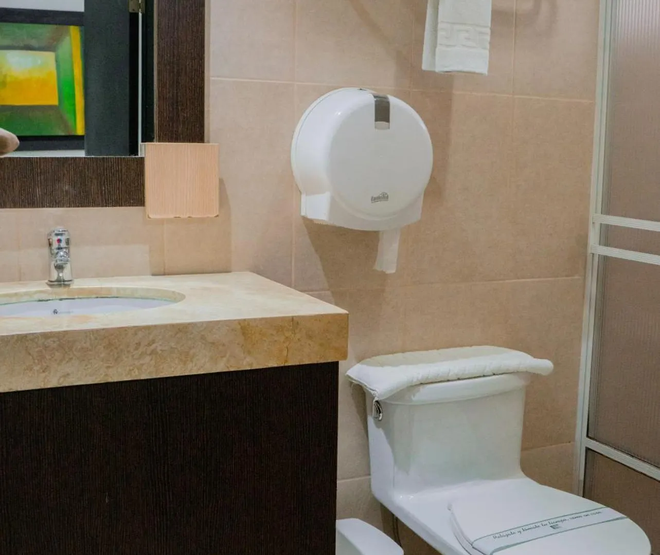 *** Hotel Mc Suites Boutique Guayaquil Ecuador