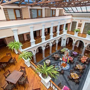 patio-andaluz.hotelsquito.com/